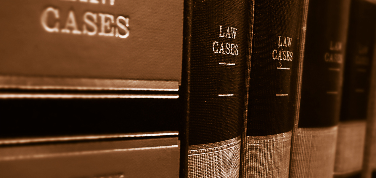 Ensemble de livres sur le thème des affaires juridiques.